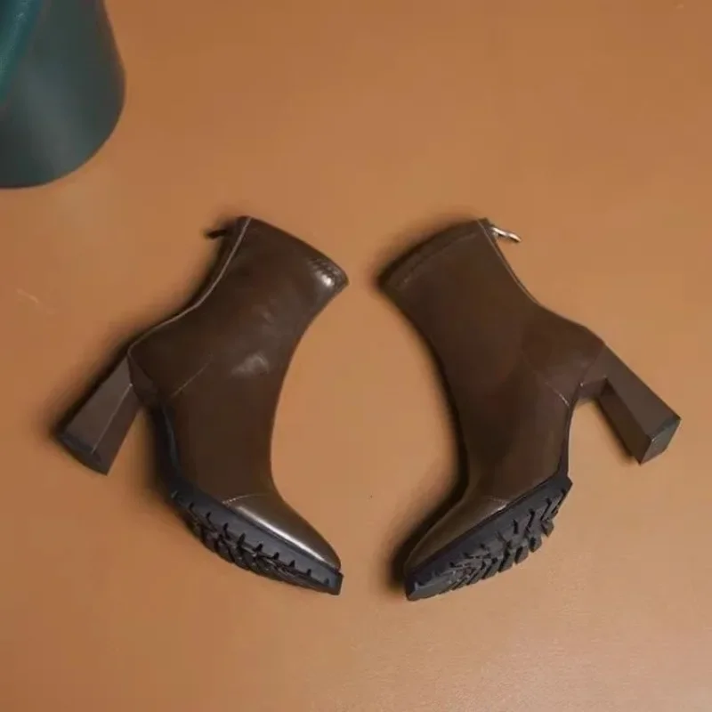 Stivali attillati francesi a p - Pump Heel Block recensione e prezzo